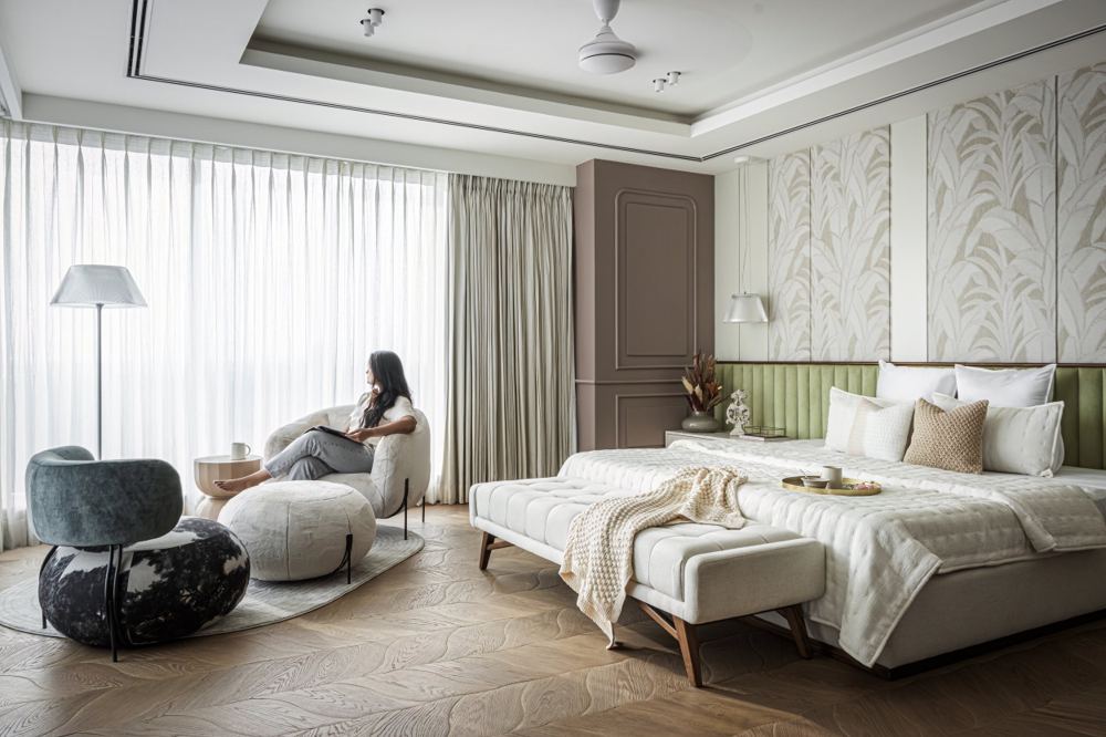 The Roach Abode, Prestige Kingfisher Towers, Bangalore